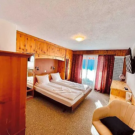Old Jnn Hotel