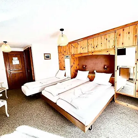 Hotel Old Jnn Klosters
