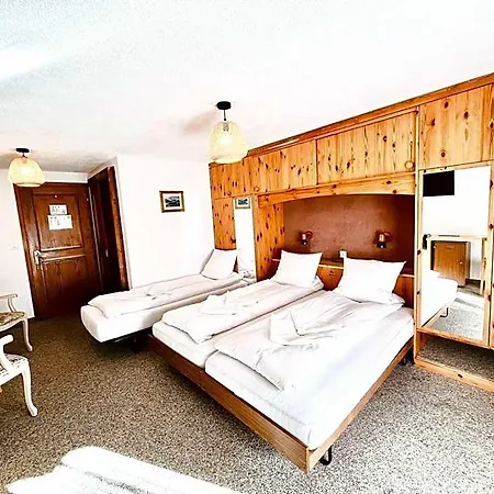 Old Jnn Hotel Klosters