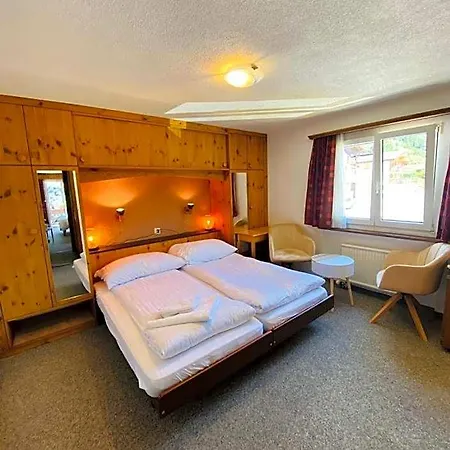 Old Jnn Hotel