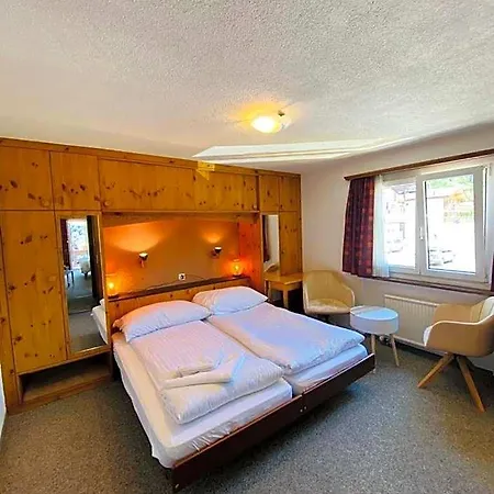 Hotel Old Jnn *