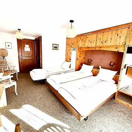 Old Jnn Hotel
